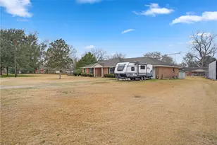 1112 Knox Ln, Wharton, TX 77488 - Photo 31