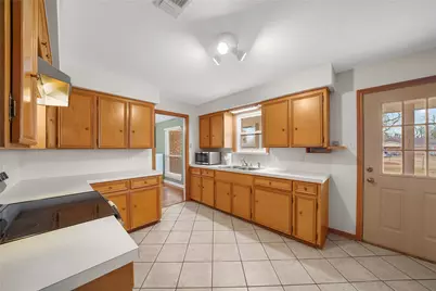 1112 Knox Lane, Wharton, TX 77488 - Photo 7