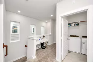 8207 Rising Stream Dr, Houston, TX 77063 - Photo 29