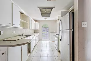 1006 Fruitvale Dr, Houston, TX 77038 - Photo 3