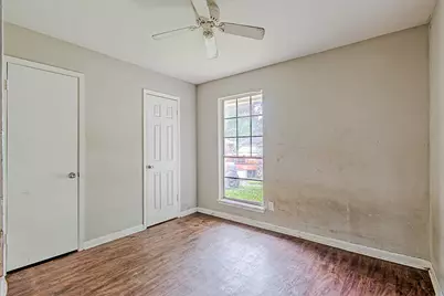 1006 Fruitvale Drive, Houston, TX 77038 - Photo 9