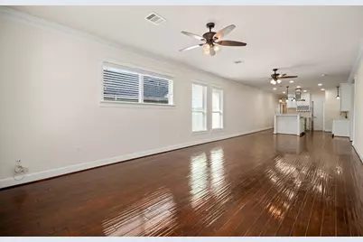 110 Kendall Street, Houston, TX 77003 - Photo 5
