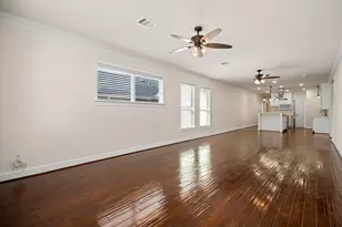 110 Kendall St, Houston, TX 77003 - Photo 5