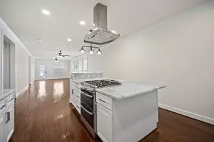 110 Kendall St, Houston, TX 77003 - Photo 7