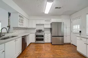 9610 Blackamore Cir, Houston, TX 77065 - Photo 13