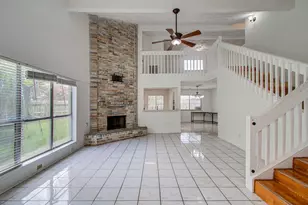 9610 Blackamore Cir, Houston, TX 77065 - Photo 7