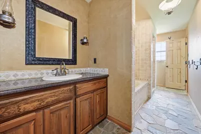 13480 Craigen Road, Beaumont, TX 77705 - Photo 17