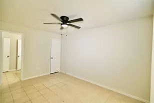2838 Packard Elm St, Houston, TX 77038 - Photo 13
