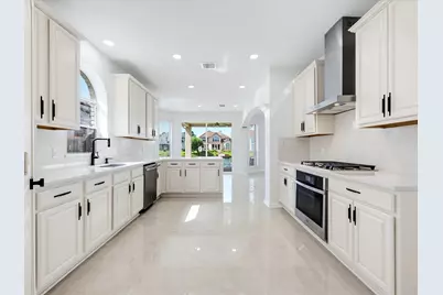 11939 Galentine Pt, Cypress, TX 77429 - Photo 17