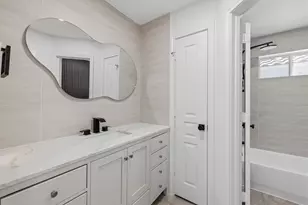 11939 Galentine Point, Cypress, TX 77429 - Photo 37