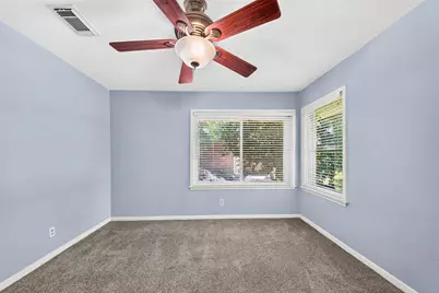 5262 Briarbend Drive, Houston, TX 77096 - Photo 19