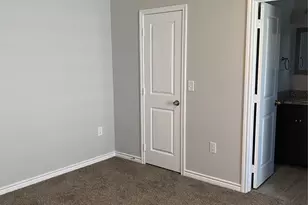 16871 W Ivanhoe, Montgomery, TX 77316 - Photo 5