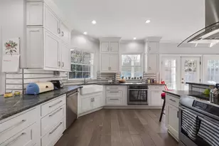 112 Pamellia Dr, Bellaire, TX 77401 - Photo 9