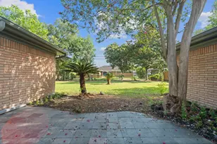 4738 Briarbend Dr, Houston, TX 77035 - Photo 41
