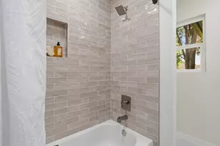 4738 Briarbend Dr, Houston, TX 77035 - Photo 27