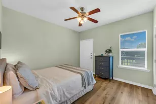 5419 Ave N 1/2, Galveston, TX 77551 - Photo 27