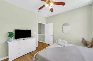 5419 Ave N 1/2, Galveston, TX 77551 - Photo 37