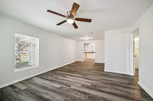 705 Westshire Dr, Houston, TX 77013 - Photo 3
