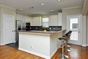 1613 Detering St, Houston, TX 77007 - Photo 13