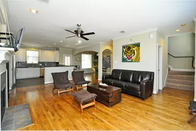 1613 Detering Street, Houston, TX 77007 - Photo 7