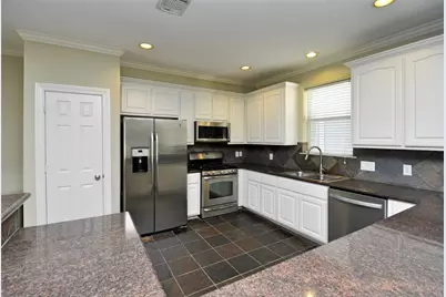 1613 Detering Street, Houston, TX 77007 - Photo 15