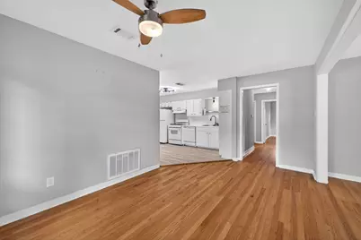 2322 Poinciana Drive, Houston, TX 77018 - Photo 5