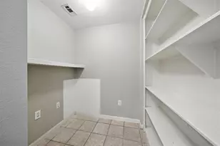 7575 Kirby Dr, Houston, TX 77030 - Photo 11