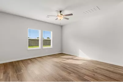 11526 Youngquist Drive, Mont Belvieu, TX 77535 - Photo 9
