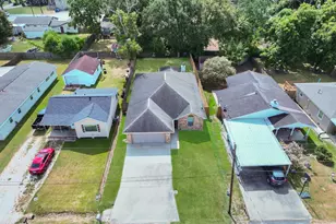 3211 Ave G, Nederland, TX 77627 - Photo 41