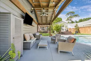 729 Sue Barnett Dr, Houston, TX 77018 - Photo 35