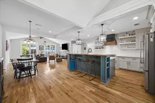 729 Sue Barnett Dr, Houston, TX 77018 - Photo 19