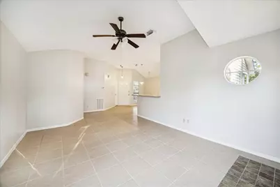 3317 Golden Trails Drive #802, Kingwood, TX 77345 - Photo 5