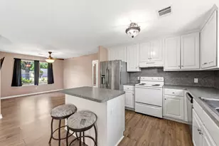 16269 Sun View Ln, Conroe, TX 77302 - Photo 9