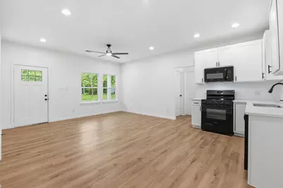 205 Spruce, Daisetta, TX 77533 - Photo 11