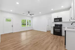 205 Spruce, Daisetta, TX 77533 - Photo 11