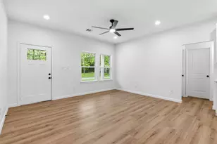 205 Spruce, Daisetta, TX 77533 - Photo 7
