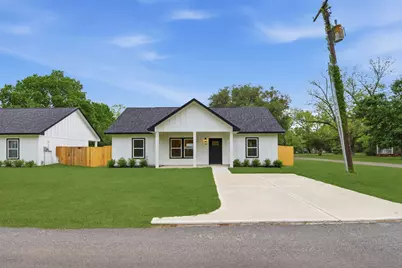 205 Spruce, Daisetta, TX 77533 - Photo 3