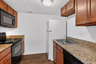 4401 Carter Creek Pkwy, Bryan, TX 77802 - Photo 5