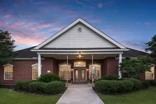 7630 Savannah Plantation Dr, Rosharon, TX 77583 - Photo 1