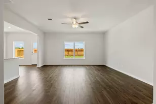 25515 Blooming Hazel Dr, Cleveland, TX 77328 - Photo 3