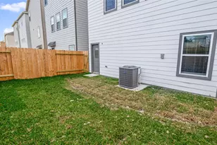 14970 Eagle Feather Dr, Houston, TX 77090 - Photo 27