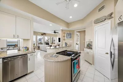 9303 Teichman Road, Galveston, TX 77554 - Photo 9