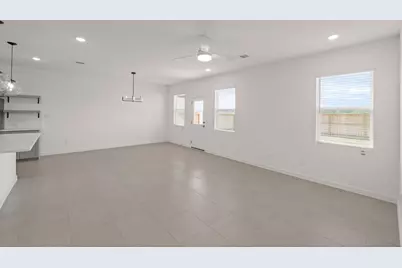 359 West Rose Marie Lane, Montgomery, TX 77356 - Photo 7