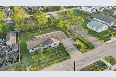 7954 Booker St, Houston, TX 77028 - Photo 9