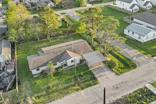7954 Booker St, Houston, TX 77028 - Photo 9