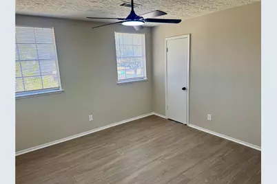 2718 Peach Lane, Pasadena, TX 77502 - Photo 15