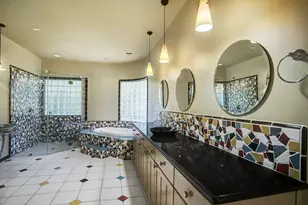 12118 Tara Dr, Bunker Hill Village, TX 77024 - Photo 13