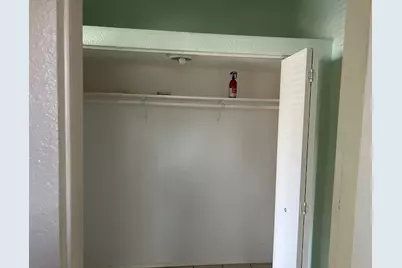 4725 Avenue R 1/2, Galveston, TX 77551 - Photo 11