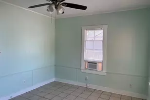 4725 Ave R 1/2, Galveston, TX 77551 - Photo 5