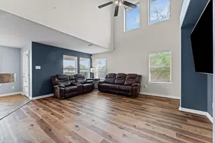 18714 Walden Glen Cir, Humble, TX 77346 - Photo 5